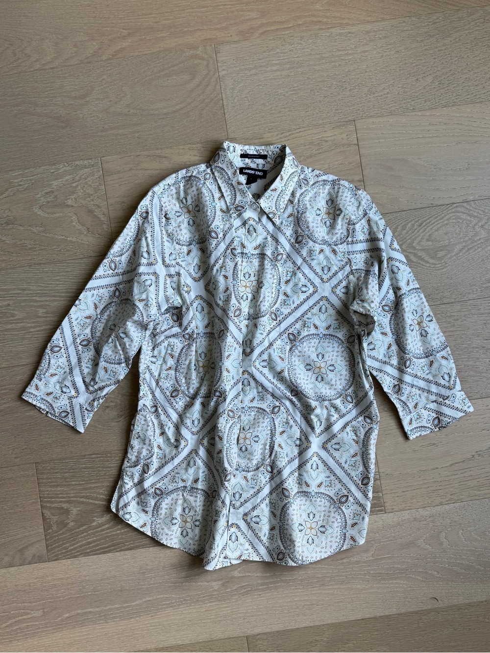 Mixed Women's Tops Bundle - Loft, Old Navy, World Market, Land’s End - Picture 2 of 6